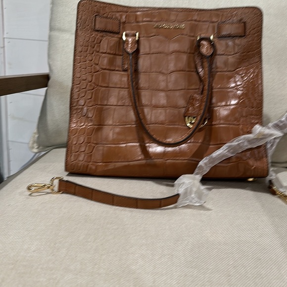 Stunning Cognac brown Michael Kors purse - Picture 4 of 4